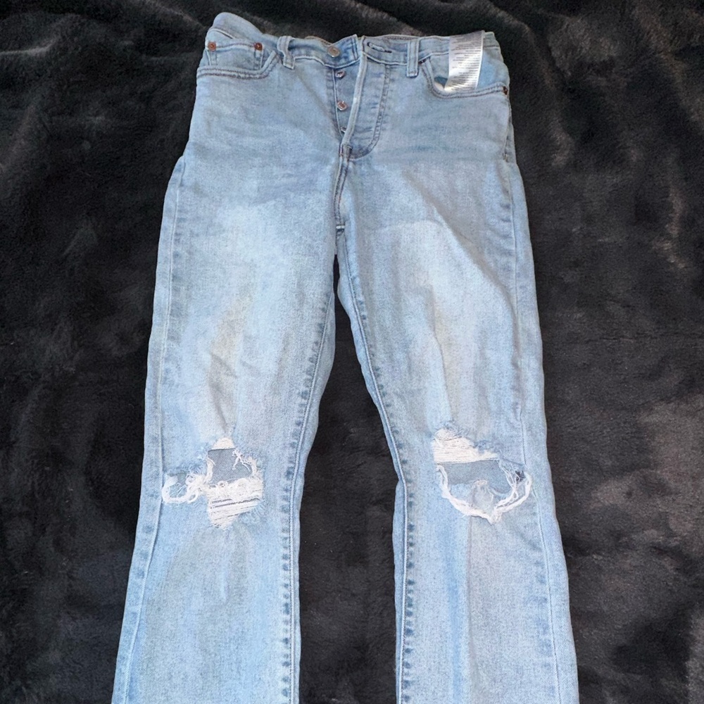 Levi’s Wedgie fit jeans
